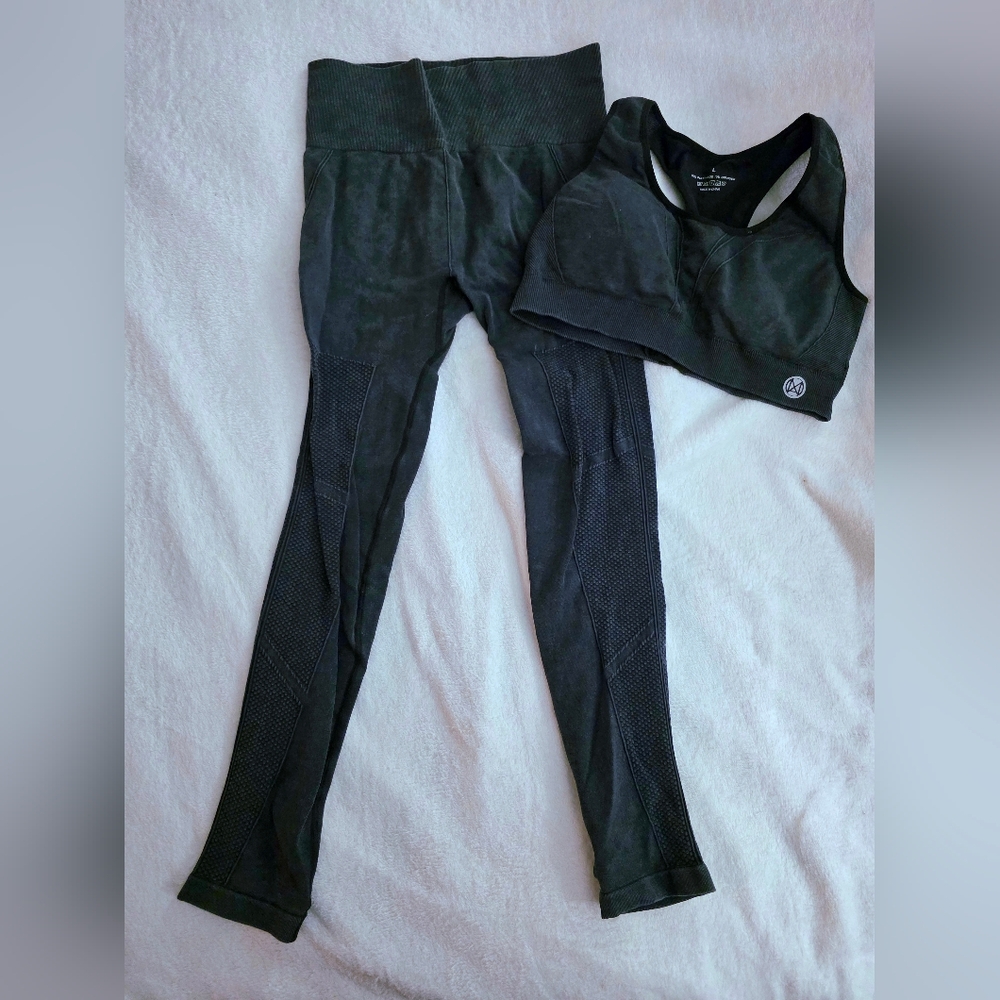 Women's Yoga Set US Medium, Asian L/XL Gym Sports Bra Leggings